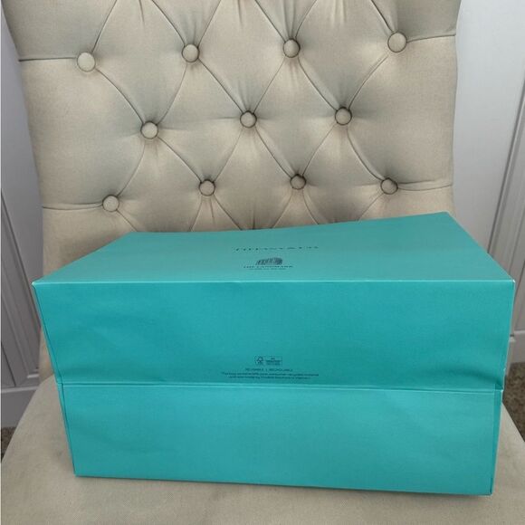 Tiffany & Co. Large Blue Landmark Shopping Tote Bag - Picture 5 of 12